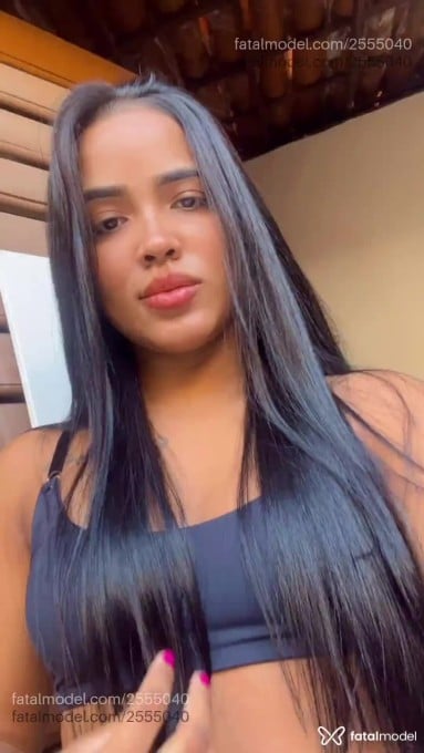 Acompanhante mulher morena (o) de olhos pretos - Manuh Alves Acompanhante mulher morena (o) de olhos pretos - Manuh Alves