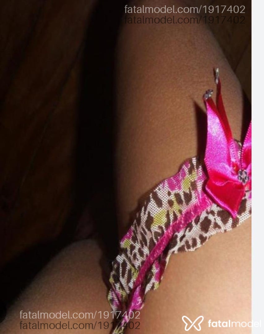 Acompanhante mulher morena (o) de olhos castanhos em Três Coroas - Juliana