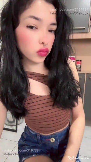 Acompanhante mulher morena (o) de olhos castanhos em São Paulo Acompanhante mulher morena (o) de olhos castanhos em São Paulo - Kanya