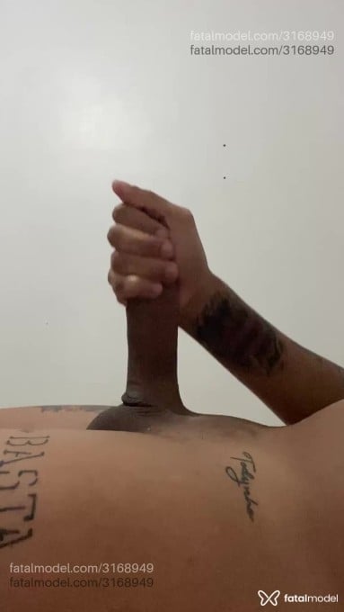 Acompanhante homem com cabelo colorido de olhos castanhos em Virtual - Todynho
