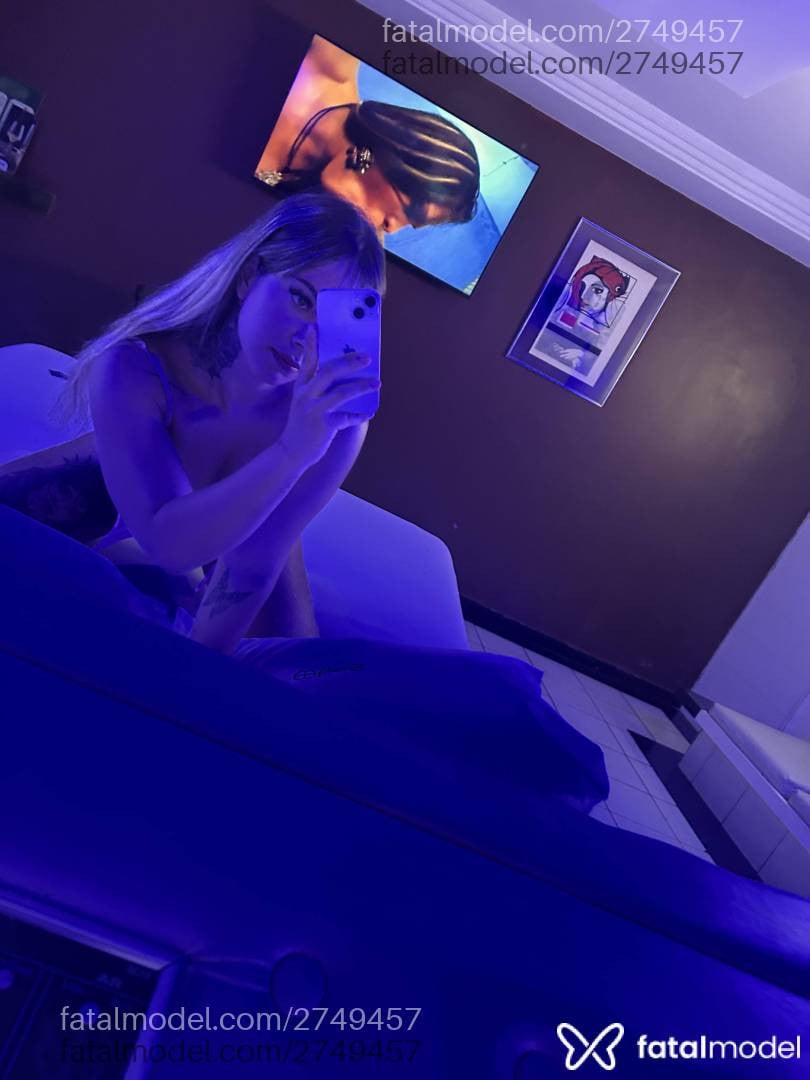 Acompanhante mulher trans loira (o) de olhos verdes em João Pessoa Acompanhante mulher trans loira (o) de olhos verdes em João Pessoa - Gatinhalinkss