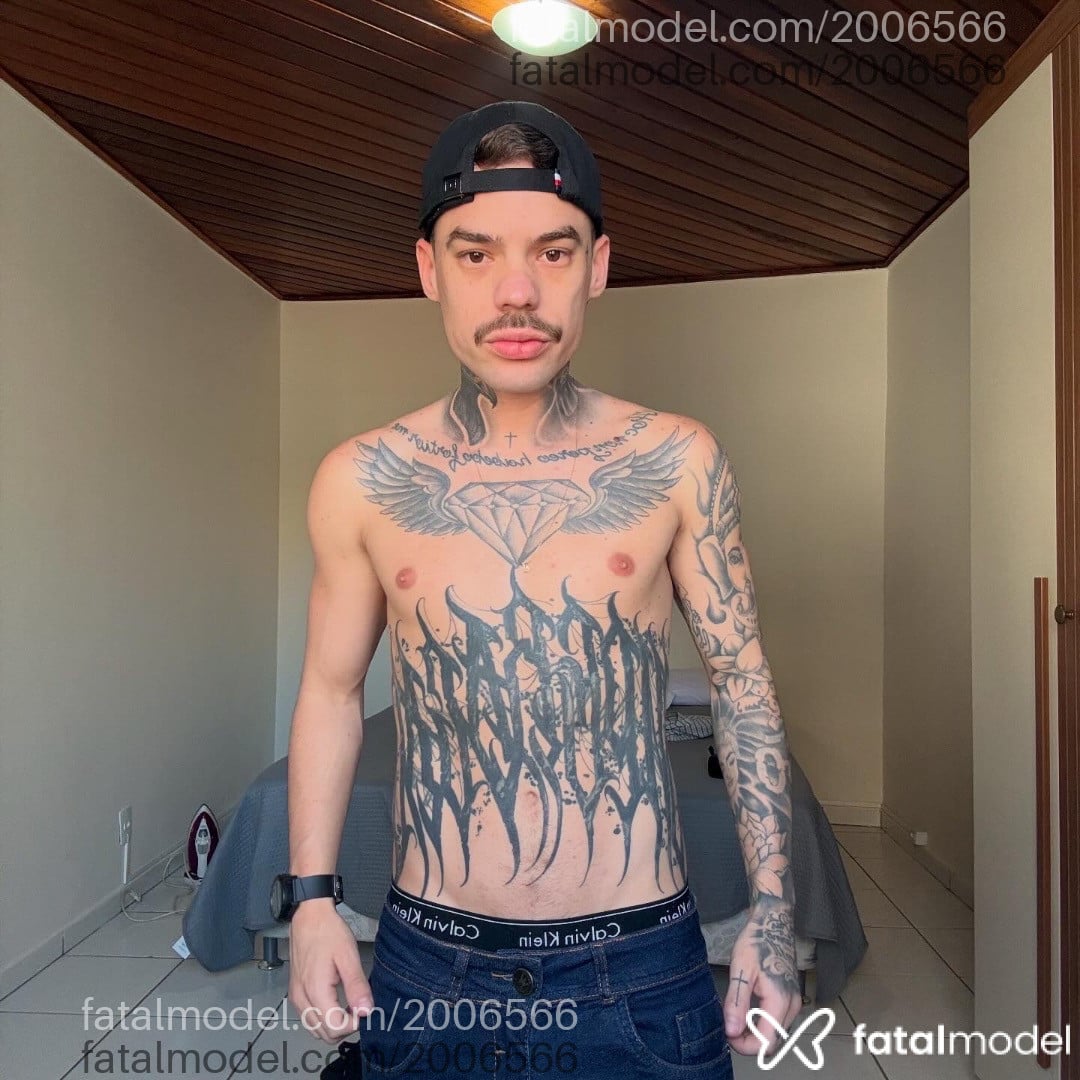 Acompanhante homem com cabelo castanho de olhos castanhos - Gabriel Henrique Acompanhante homem com cabelo castanho de olhos castanhos - Gabriel Henrique
