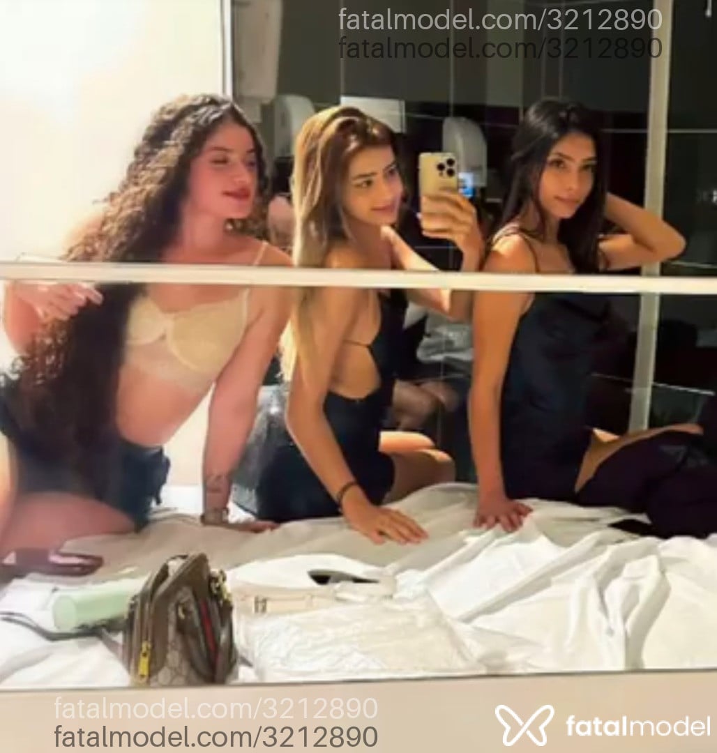 Acompanhante mulher loira (o) de olhos mel em Florianópolis - Francez