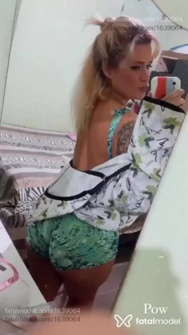 Acompanhante mulher com cabelo castanho de olhos mel em São Gotardo - Sabrina