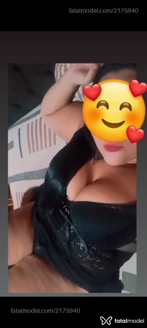 Acompanhante mulher morena (o) de olhos pretos - Camila Acompanhante mulher morena (o) de olhos pretos - Camila