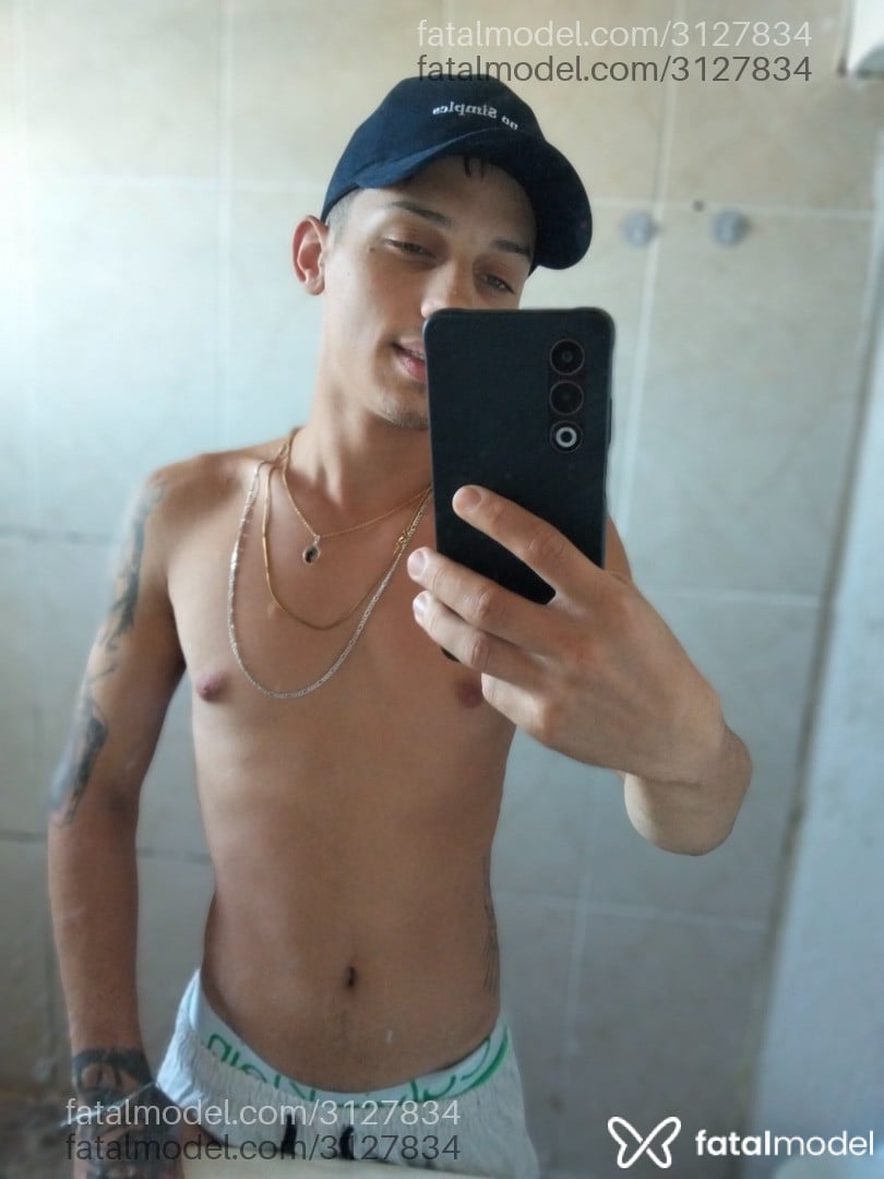 Acompanhante homem loira (o) de olhos verdes em Fortaleza - Hugo Gabriel