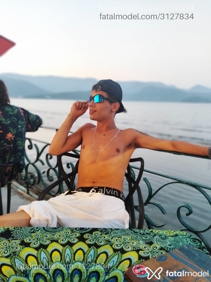 Acompanhante homem loira (o) de olhos verdes em Fortaleza - Hugo Gabriel