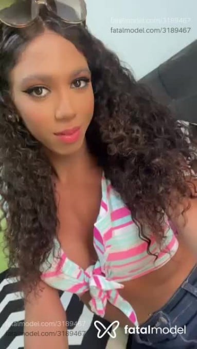 Acompanhante mulher trans morena (o) de olhos castanhos em Araras - Ayllana Matos