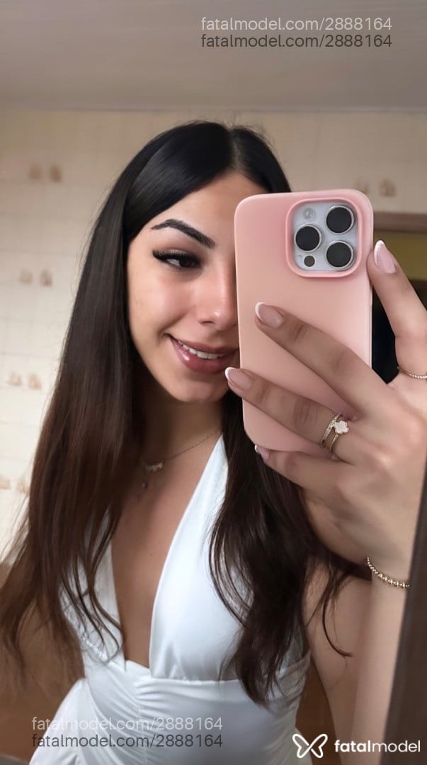 Acompanhante mulher trans com cabelo castanho de olhos castanhos em Presidente Prudente - Layla