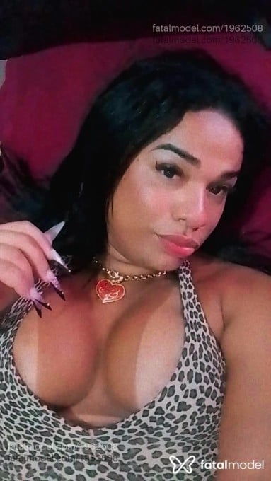 Acompanhante mulher trans morena (o) de olhos pretos em Rio de Janeiro - Camila
