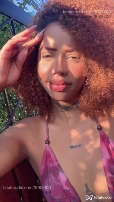 Acompanhante mulher com cabelo castanho de olhos mel em São Paulo - Ashley