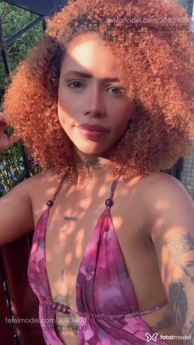 Acompanhante mulher com cabelo castanho de olhos mel em São Paulo - Ashley