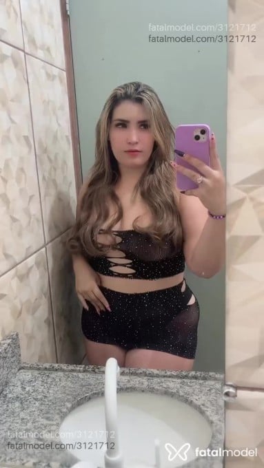 Acompanhante mulher loira (o) de olhos castanhos em Parintins - Anna Sofia