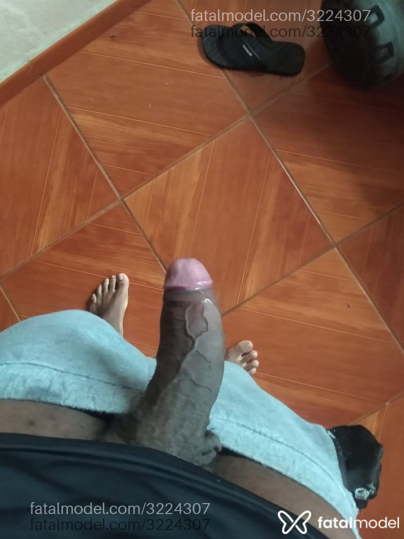 Acompanhante homem morena (o) de olhos pretos em Juiz de Fora - Santoss