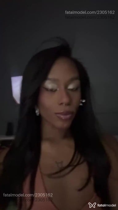 Acompanhante mulher trans morena (o) de olhos castanhos em Foz do Iguaçu Acompanhante mulher trans morena (o) de olhos castanhos em Foz do Iguaçu - Rebecca