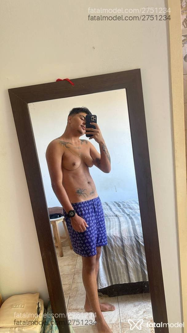Acompanhante homem trans morena (o) de olhos pretos em Aracaju - Henrique