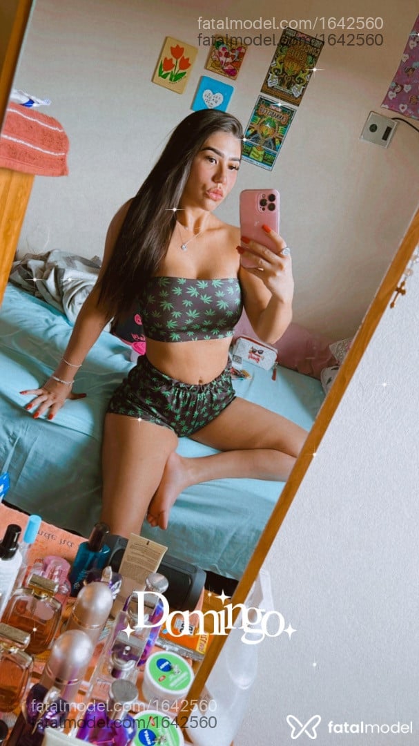 Acompanhante mulher com cabelo castanho de olhos castanhos em Campo Grande - Agatha