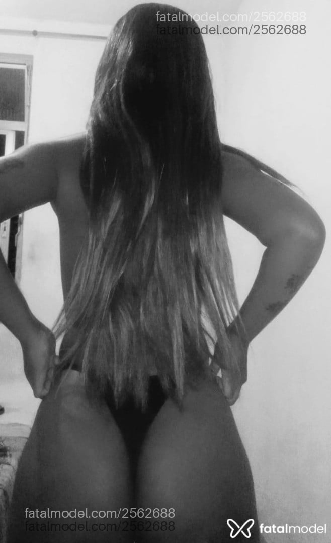 Acompanhante mulher com cabelo castanho de olhos mel em Rio de Janeiro - Seubombom