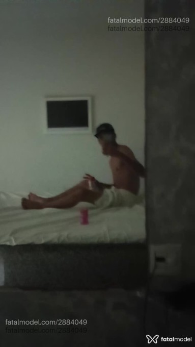 Acompanhante homem com cabelo castanho de olhos castanhos em Caruaru - Gael özkan