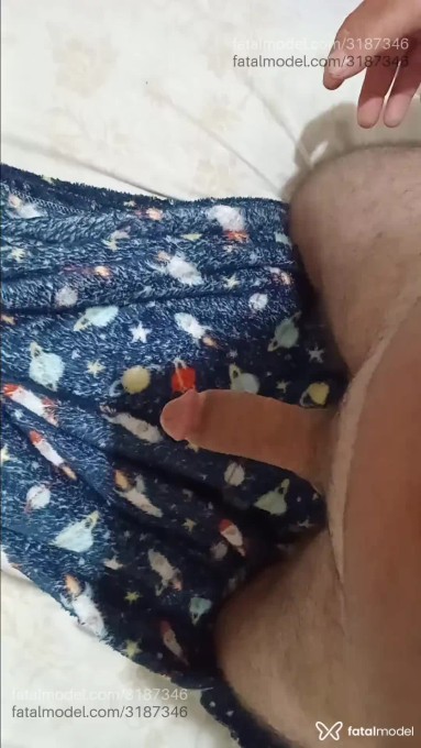 Acompanhante homem com cabelo castanho de olhos castanhos em Birigui Acompanhante homem com cabelo castanho de olhos castanhos em Birigui - Lucas