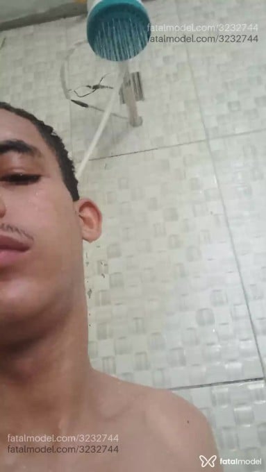 Acompanhante homem morena (o) de olhos pretos em Betim Acompanhante homem morena (o) de olhos pretos em Betim - Kleber Henrique