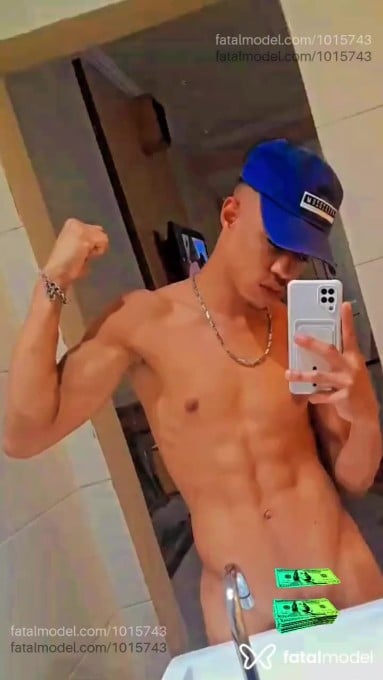Acompanhante homem com cabelo castanho de olhos pretos em Itabuna Acompanhante homem com cabelo castanho de olhos pretos em Itabuna - Thiago Bruno
