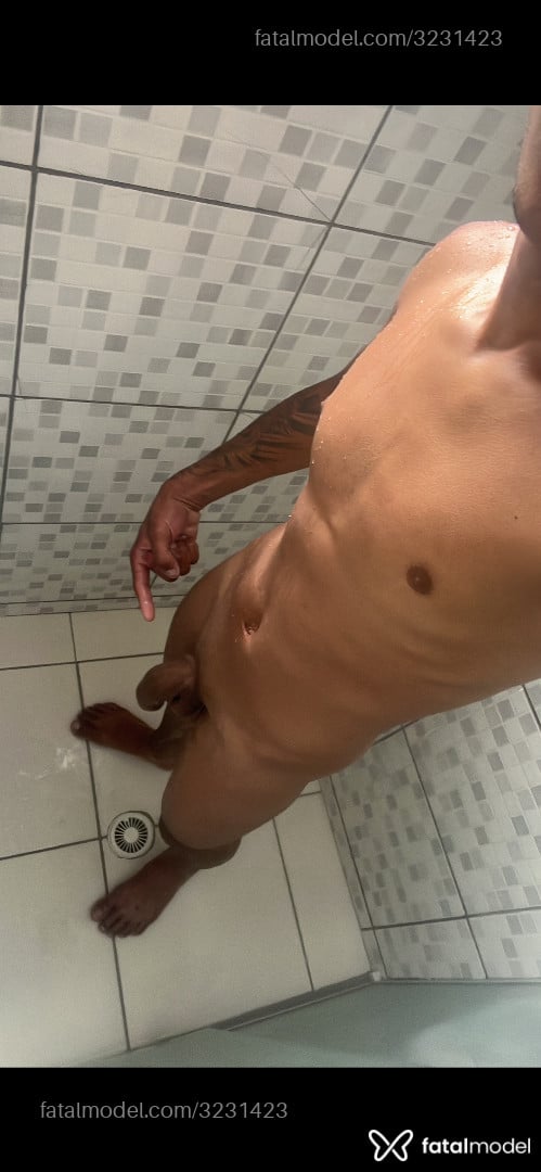 Acompanhante homem com cabelo castanho de olhos castanhos em São Paulo - Vinicius