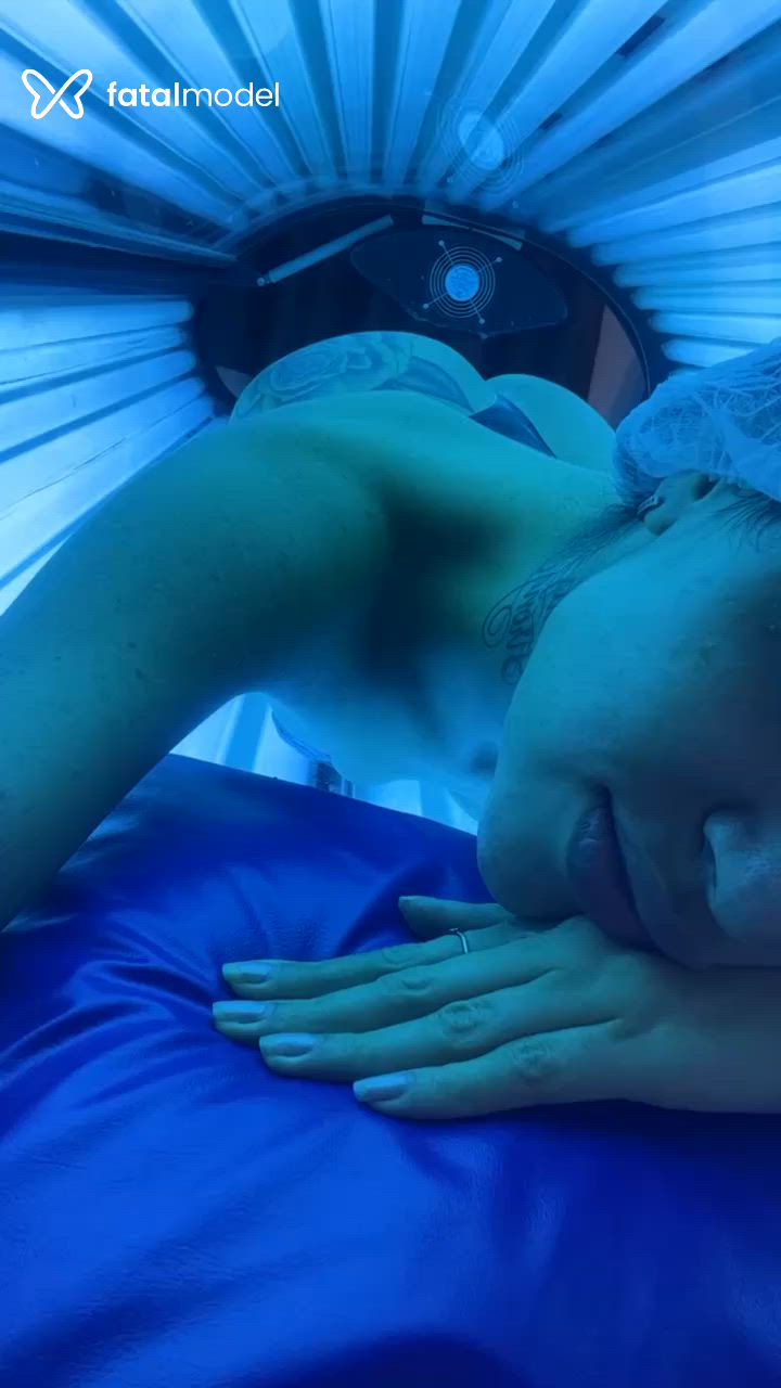 Acompanhante mulher morena (o) de olhos mel - Nicoly Acompanhante mulher morena (o) de olhos mel - Nicoly