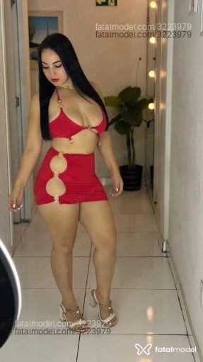 Acompanhante mulher morena (o) de olhos mel em São Paulo - Larissa