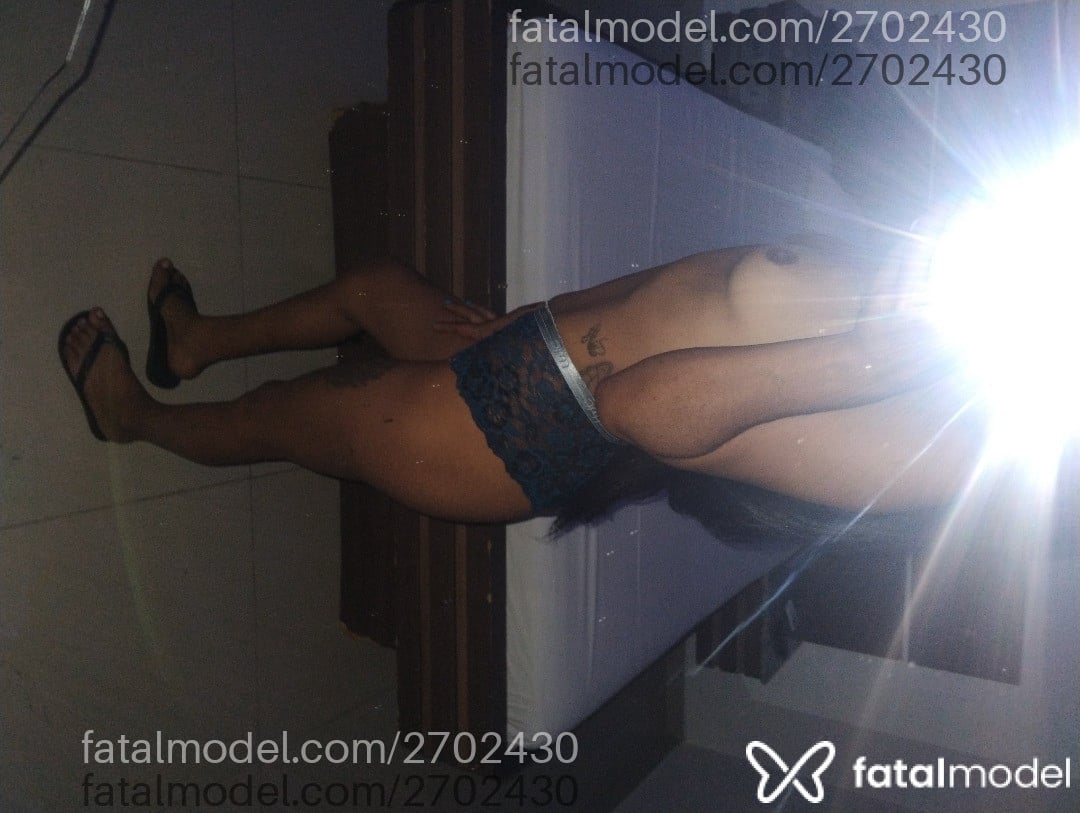 Acompanhante mulher morena (o) de olhos castanhos em São José Acompanhante mulher morena (o) de olhos castanhos em São José - Angel
