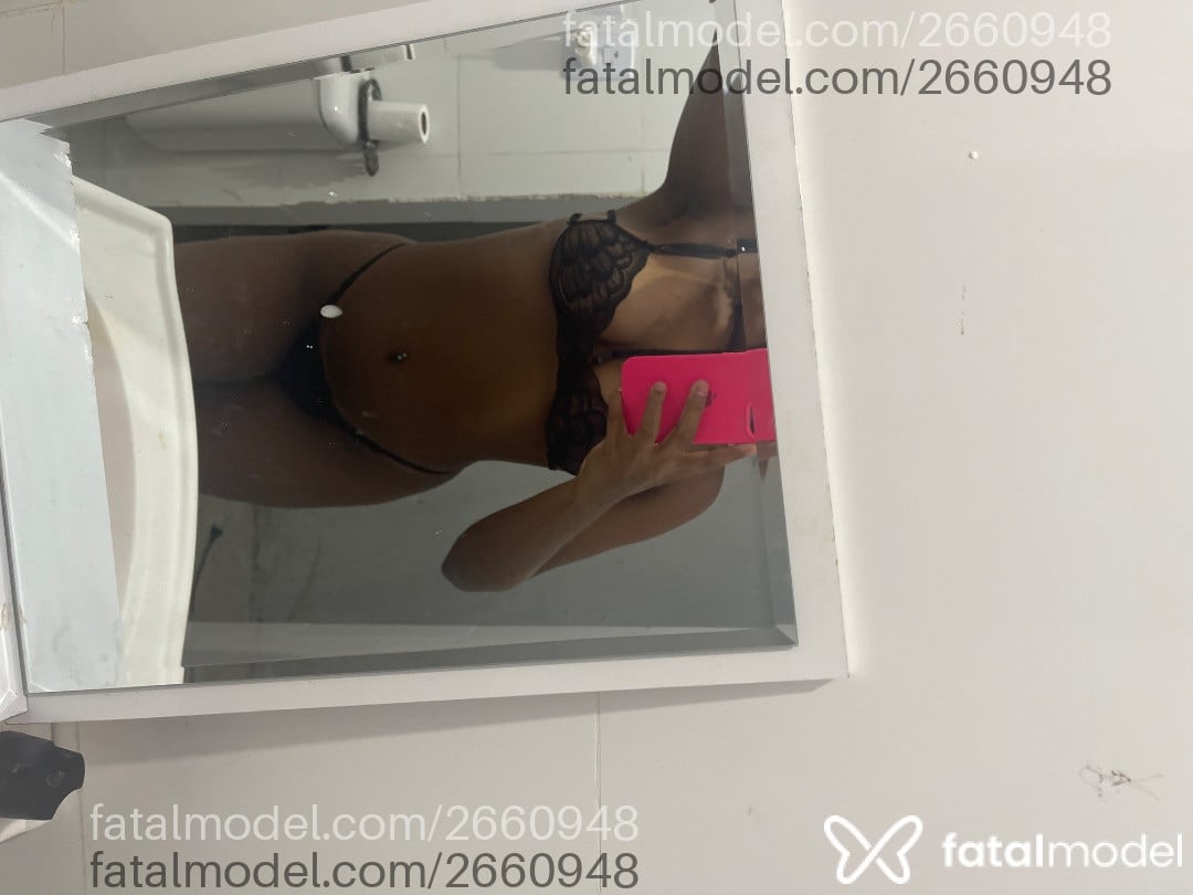 Acompanhante mulher morena (o) de olhos castanhos em Belo Horizonte - Pollyana