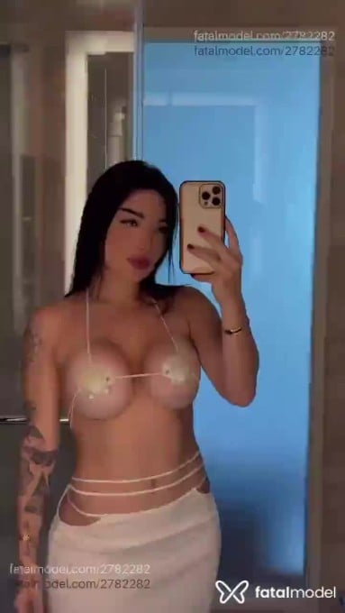Acompanhante mulher com cabelo castanho de olhos castanhos em São Paulo - Mariana