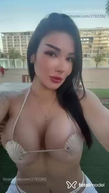 Acompanhante mulher com cabelo castanho de olhos castanhos em São Paulo - Mariana