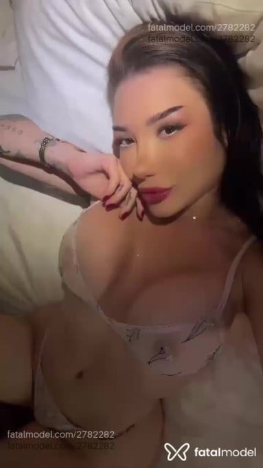 Acompanhante mulher com cabelo castanho de olhos castanhos em São Paulo - Mariana