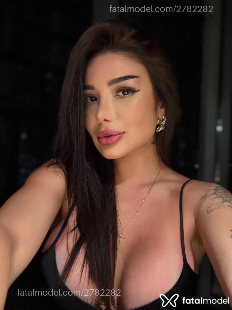 Acompanhante mulher com cabelo castanho de olhos castanhos em São Paulo - Mariana