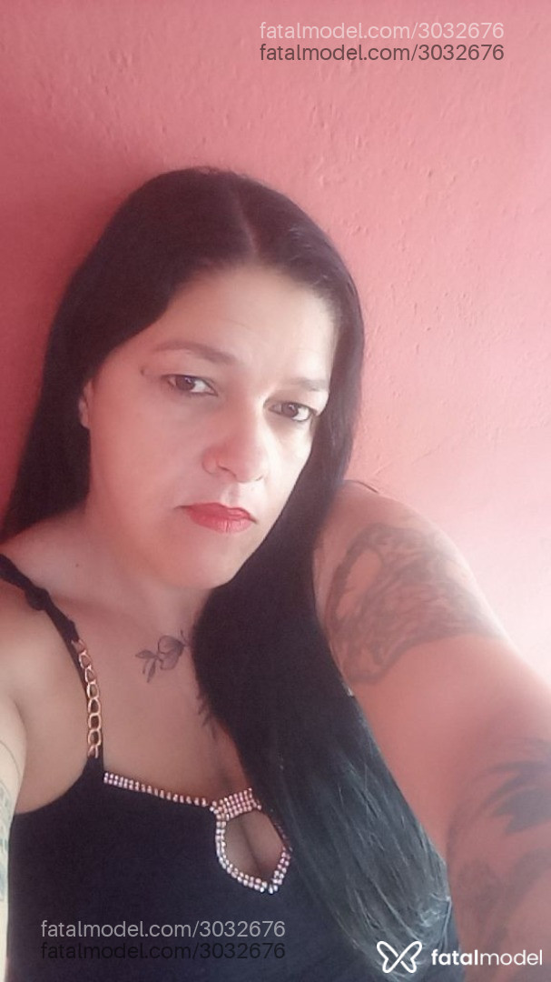 Acompanhante mulher morena (o) de olhos castanhos - Pietra Acompanhante mulher morena (o) de olhos castanhos - Pietra