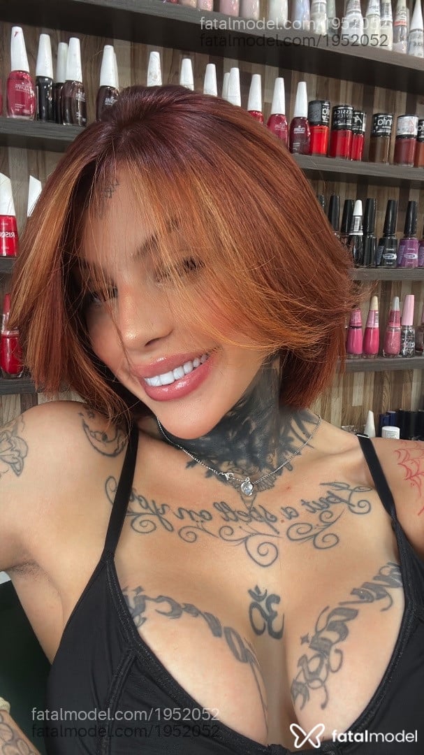Acompanhante mulher ruiva (o) de olhos castanhos em São Paulo - Aline