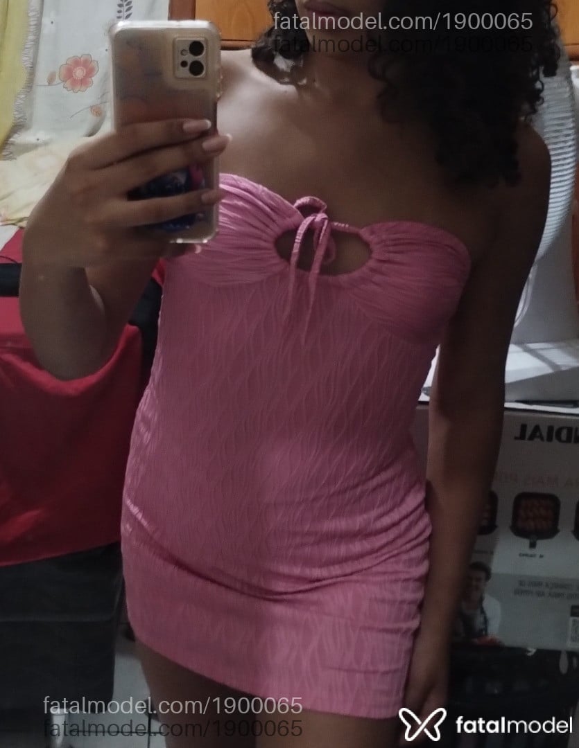 Acompanhante mulher trans com cabelo castanho de olhos castanhos em Cabo de Santo Agostinho - Sabrina Souza