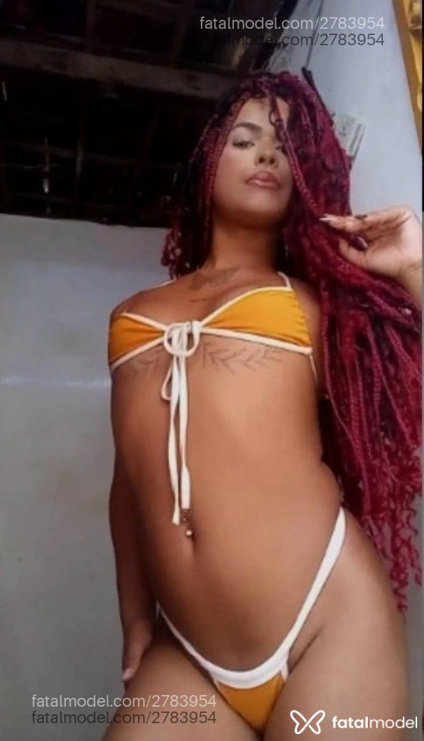 Acompanhante mulher trans ruiva (o) de olhos pretos em Maceió - Mayah
