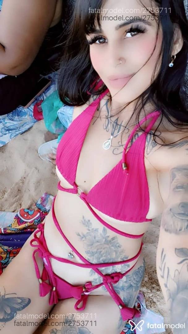 Acompanhante mulher com cabelo castanho de olhos castanhos em Armação dos Búzios - Mirella
