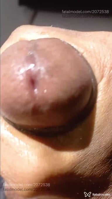 Acompanhante homem morena (o) de olhos castanhos em Feira de Santana Acompanhante homem morena (o) de olhos castanhos em Feira de Santana - Jônatas