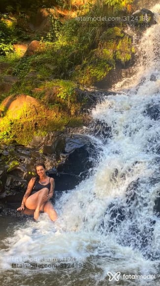 Acompanhante mulher morena (o) de olhos castanhos em São Sebastião - Angel