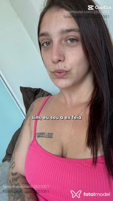 Acompanhante mulher ruiva (o) de olhos verdes em Blumenau - Mia