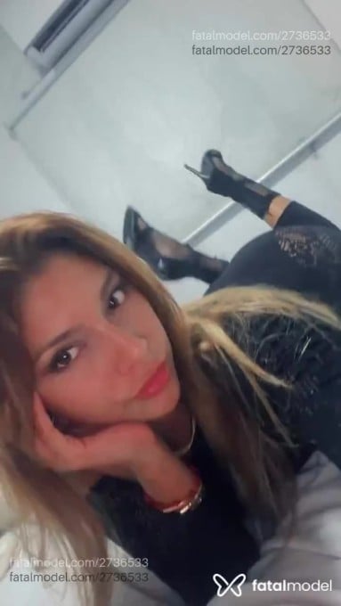 Acompanhante mulher loira (o) de olhos castanhos em Armação dos Búzios - Cieloargentina