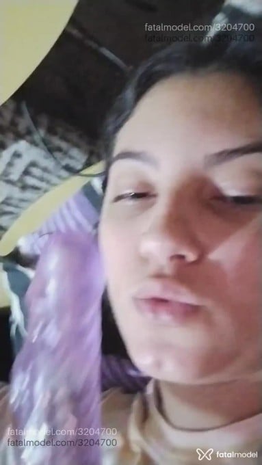 Acompanhante mulher com cabelo castanho de olhos castanhos - Cassandra Acompanhante mulher com cabelo castanho de olhos castanhos - Cassandra