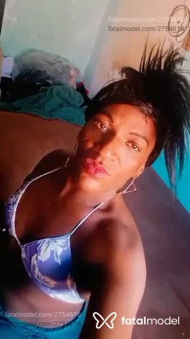 Acompanhante mulher trans com cabelo castanho de olhos castanhos em Barra do Piraí - Valesska Brast