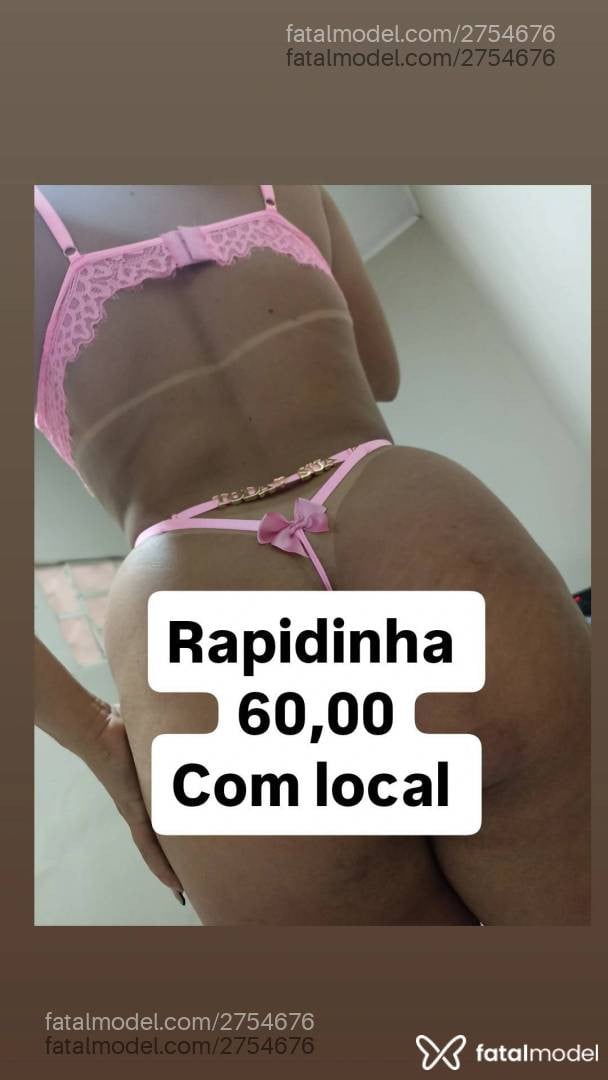 Acompanhante mulher morena (o) de olhos pretos - Julinha
