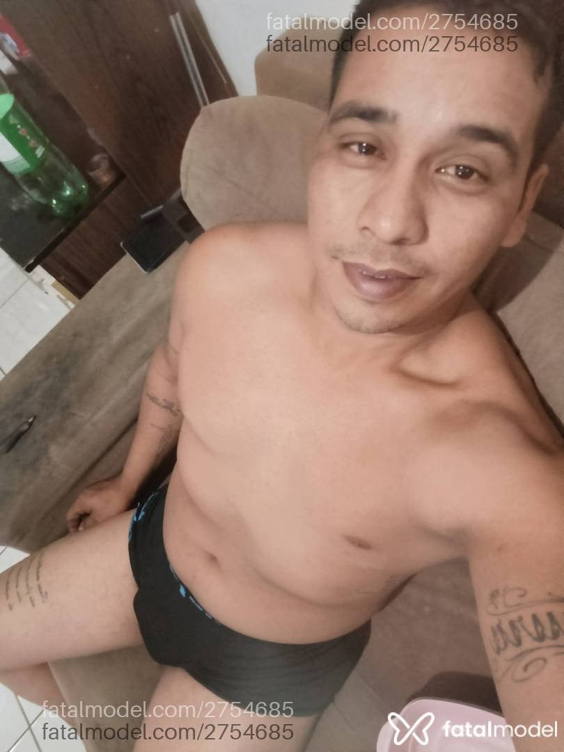Acompanhante homem morena (o) de olhos castanhos em Primavera do Leste Acompanhante homem morena (o) de olhos castanhos em Primavera do Leste - Marque