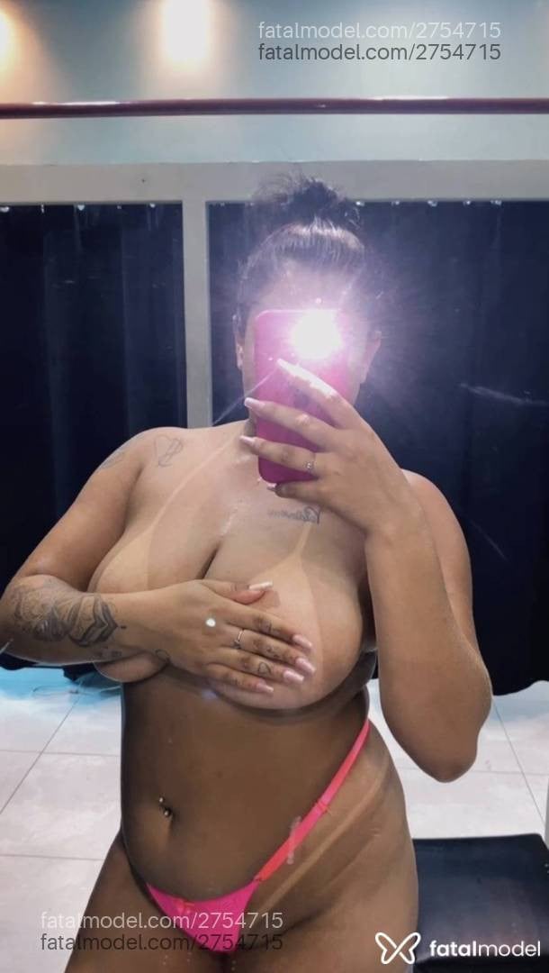Acompanhante mulher morena (o) de olhos castanhos em Nova Mutum - Tainá
