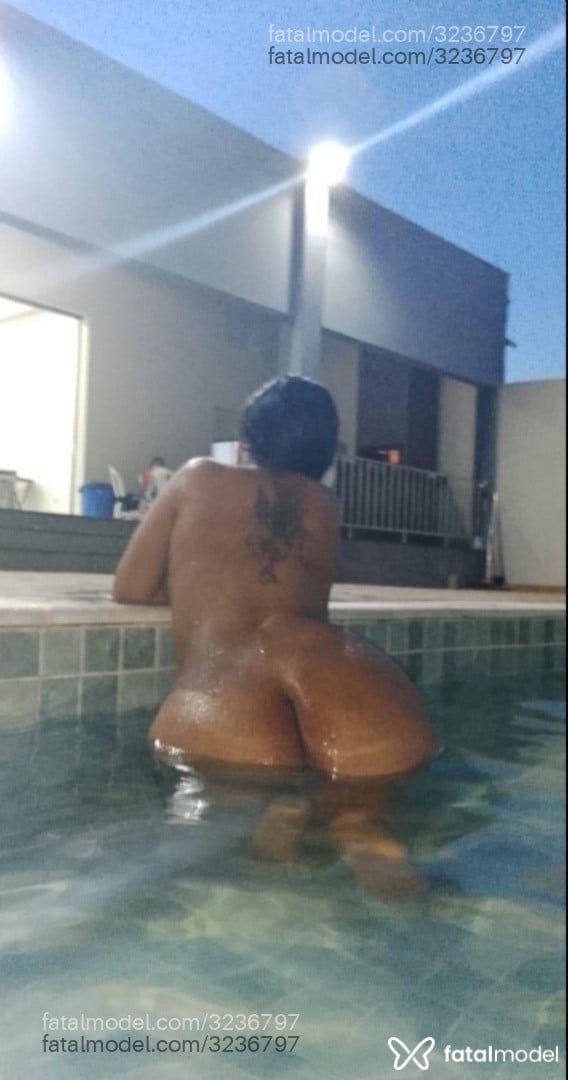 Acompanhante mulher morena (o) de olhos castanhos em Apucarana - Morena